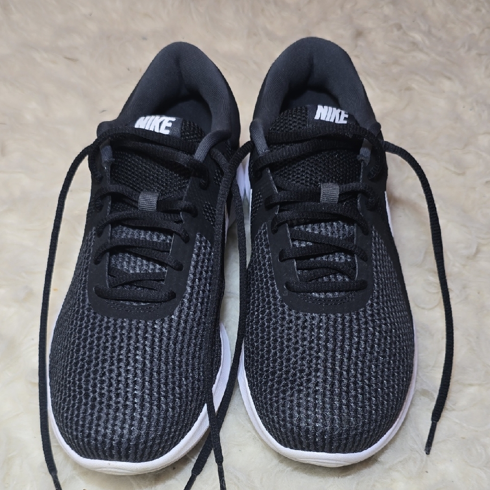 Nike Charcoal and White Running Shoes